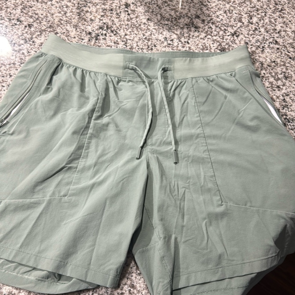 Lululemon License to train short